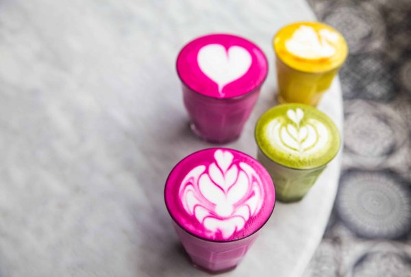 Quels sont les effets à long terme d'une alimentation riche en antioxydants sur la prévention de la dégénérescence maculaire?